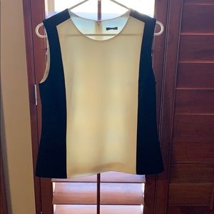 Black and Cream sleeveless professional top!